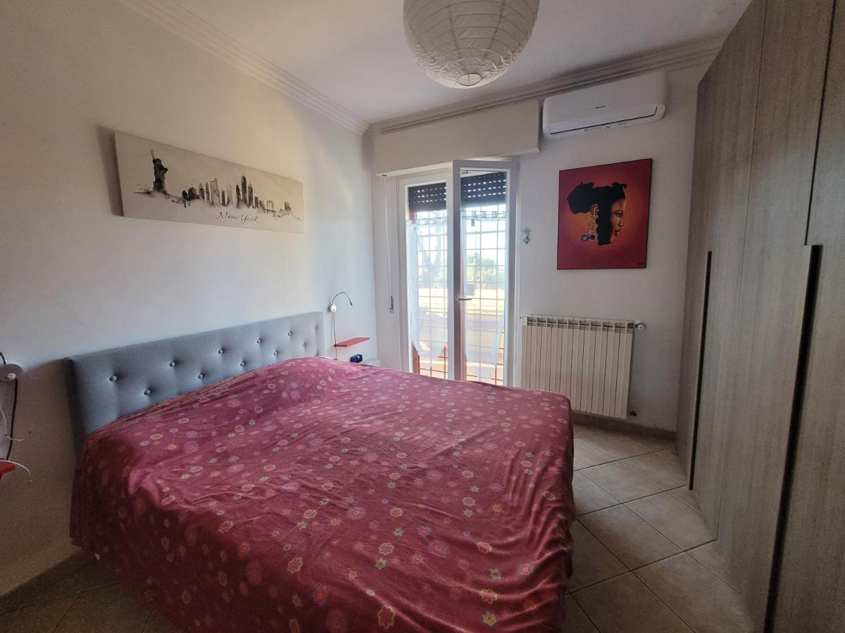 Villa Rimini - Seaview & Roman Holidays Apartments - Garden&Beach 300Mt Анцио Екстериор снимка