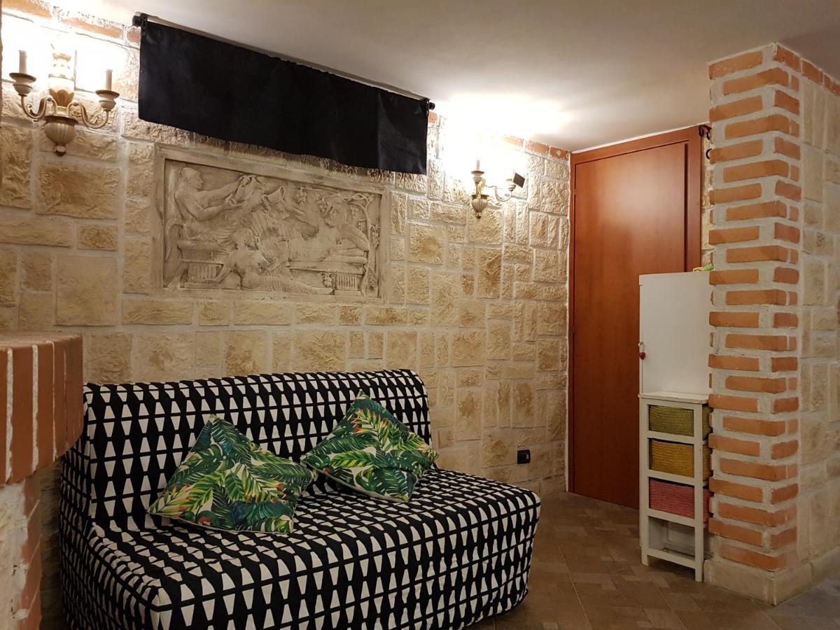 Villa Rimini - Seaview & Roman Holidays Apartments - Garden&Beach 300Mt Анцио Екстериор снимка